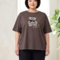可愛い柄物は子供っぽい?40代からのTシャツ選びのイメージ画像