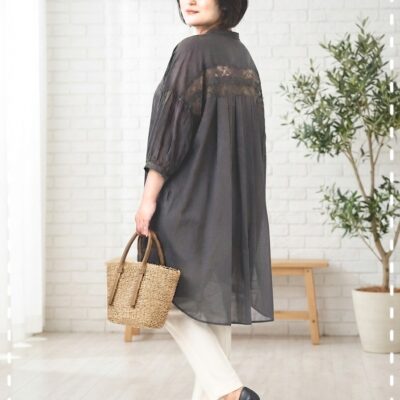 暑さも冷房の冷えも我慢しない。今の私にちょうどいい、軽やかな一枚。のイメージ画像